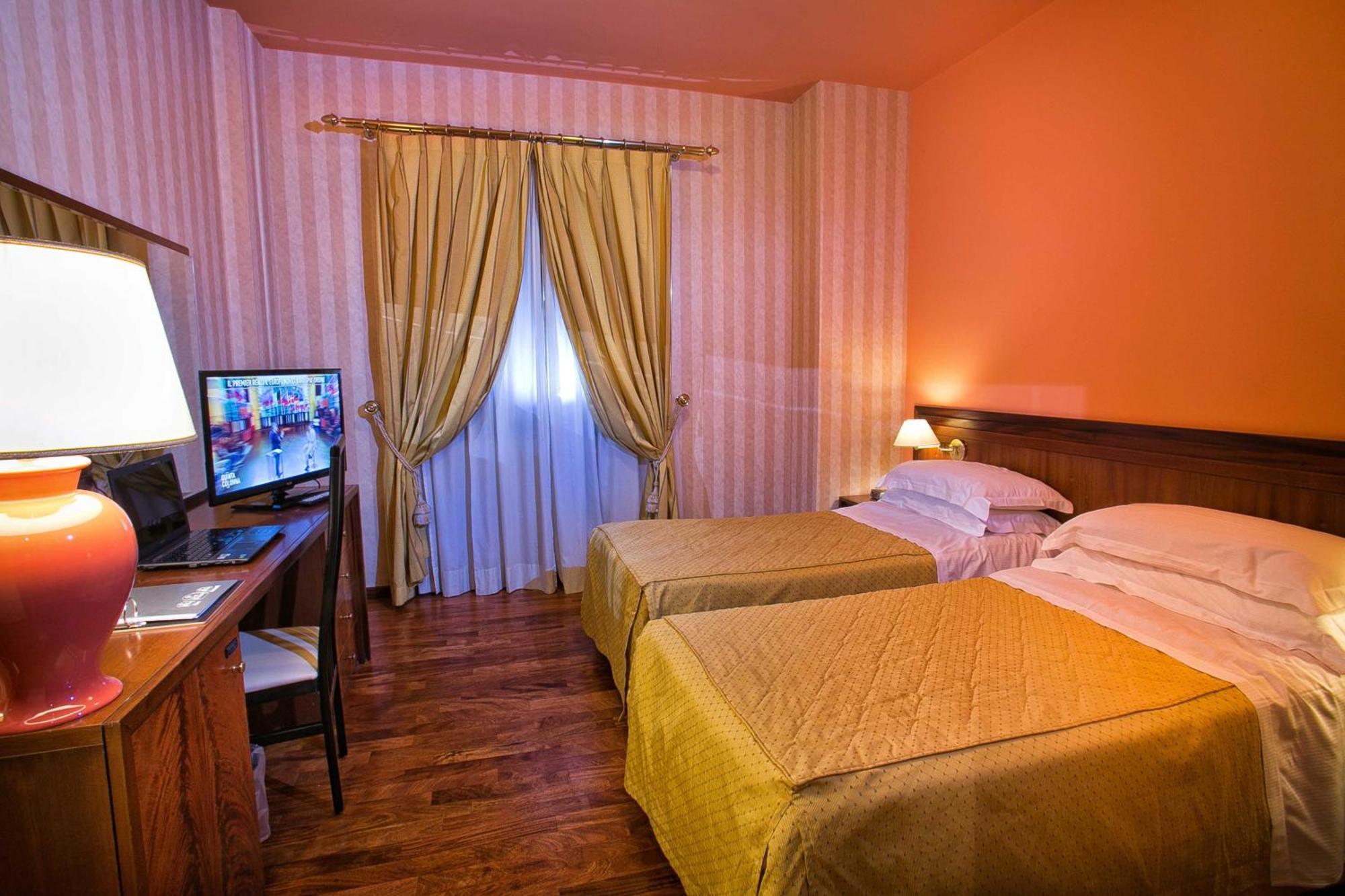 Best Western Hotel Ferrari Nola Exterior photo