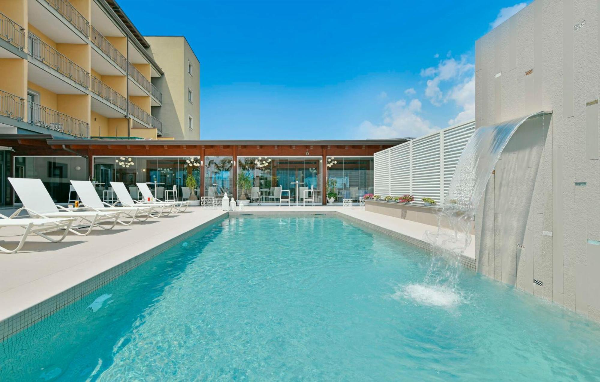 Best Western Hotel Ferrari Nola Exterior photo